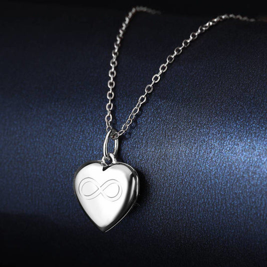 Personalized Photo Memory Pendant – Luxury Custom Jewelry